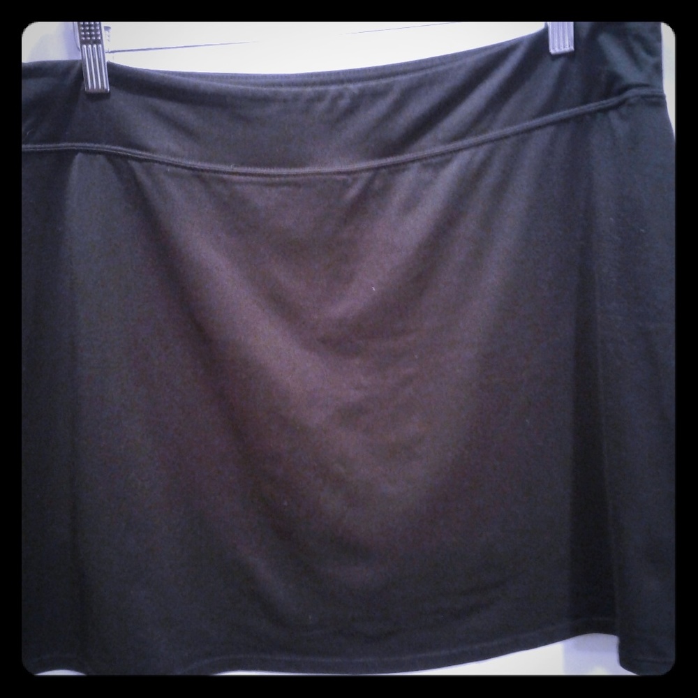 Tranquility Women's Athletic Skort